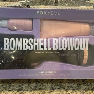 Foxybae bombshell blowout kit